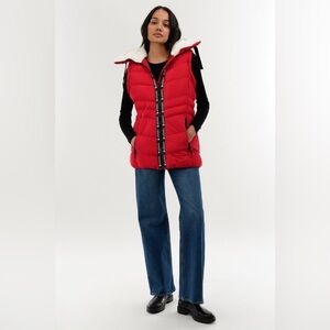 NWOT CANADA WEATHER GEAR Red Puffer Vest for Women (L)